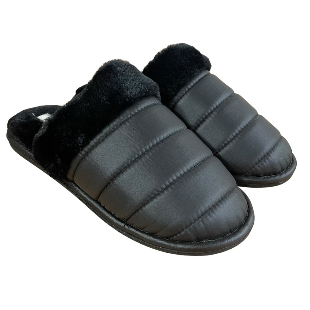 Kooba black quilted slippers with faux fur lining and trim Large (8-9)